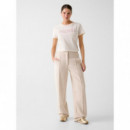 Camiseta con Logo de Corazones en Relieve de GUESS