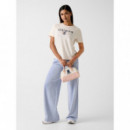 Camiseta con Logo Bordado de GUESS