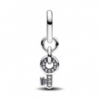 Mini Charm Colgante Llave de PANDORA Me 793084C00