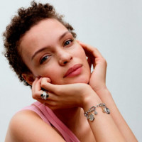 Charm Medallón PANDORA Me Mariposa Anacarada 763366C01