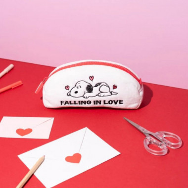 Estuche Snoopy "Falling in love"  San Valentin