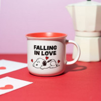 Taza Snoopy "Falling in love"  San Valentin