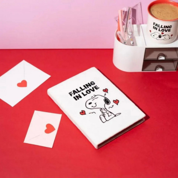 Cuaderno Snoopy "Falling in love"  San Valentin