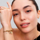 Pulsera de Cadena de Serpiente con Cierre de Corazón 563050C00