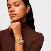 Reloj smartwatch con brazalete de acero dorado B-Connect