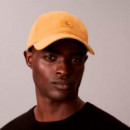 Gorra con parche de monograma tejido