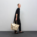 Shopper desestructurado dorado