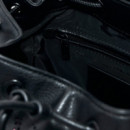 Mochila pequeña troquelada