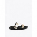 FLAT SANDALS WITH STRAPS AND METAL DETAI
