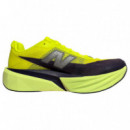 New Balance Rebel V5