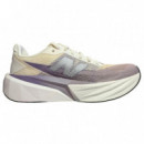 New Balance Rebel V5