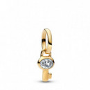 PANDORA Charm Mini Colgante con Llave Bañada en Oro 764339C01
