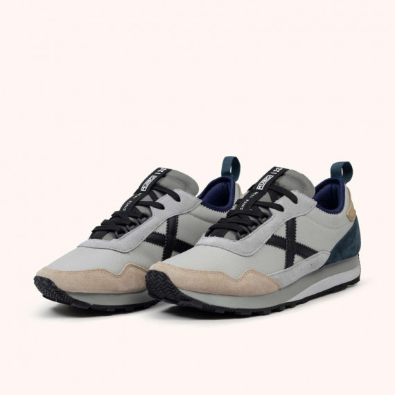 Zapatilla MUNICH Um 89 Gris