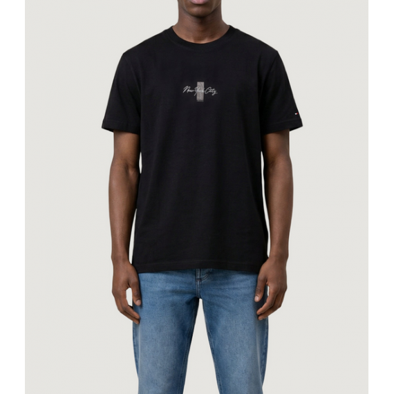 Camiseta TOMMY JEANS Negra Logo Espalda