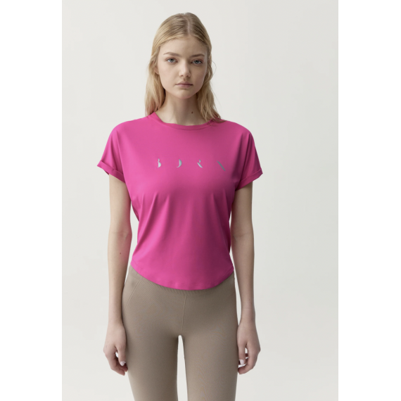 Azami Fuxia BORN LIVING YOGA