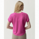 Azami Fuxia BORN LIVING YOGA