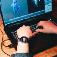 Reloj CASIO ABL-100WE-1A Digital Unisex con Bluetooth, Podómetro, Iluminador Led, Cronómetro 1/100S y Resistencia Al Agua