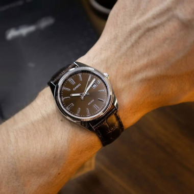 Reloj CASIO MTP-1302PL-5AVEF Hombre Anal&oacute;gico Cl&aacute;sico con Fecha, Wr 50M, Correa de Piel