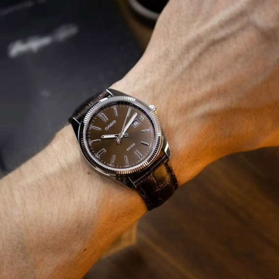 Reloj CASIO MTP-1302PL-5AVEF Hombre Analógico Clásico con Fecha, Wr 50M, Correa de Piel