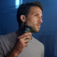 PHILIPS Afeitadora S7887/58 Wet & Dry con Estación de Limpieza