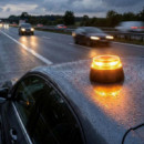 IUNIK Baliza V16 IOT/2 Geolocalizada Telefónica y Homolagada por la Dgt