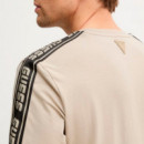 Camiseta elástica con logotipo frontal