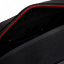 Neceser con paneles mixtos y logo metálico