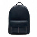 Mochila texturizada con bolsillo de solapa