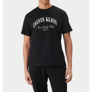 Camiseta Calvin Klein logotipo bordado negra