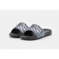 NIKE Victori One Black Or Grey NIKE