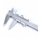 Calibrador de Acero Inoxidable Mader 200 mm con Estuche de Plástico