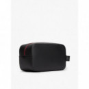 TH FOUNDATION WASHBAG BLACK