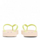 Chanclas con logo en relieve y suela dentada