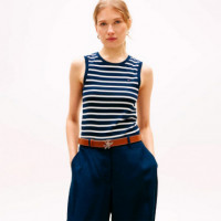 Camiseta sin mangas de corte slim