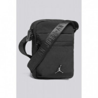Bandolera JORDAN Negra Logo Metal