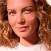 Créme +SPF50 Ultra Léger Protector Solar