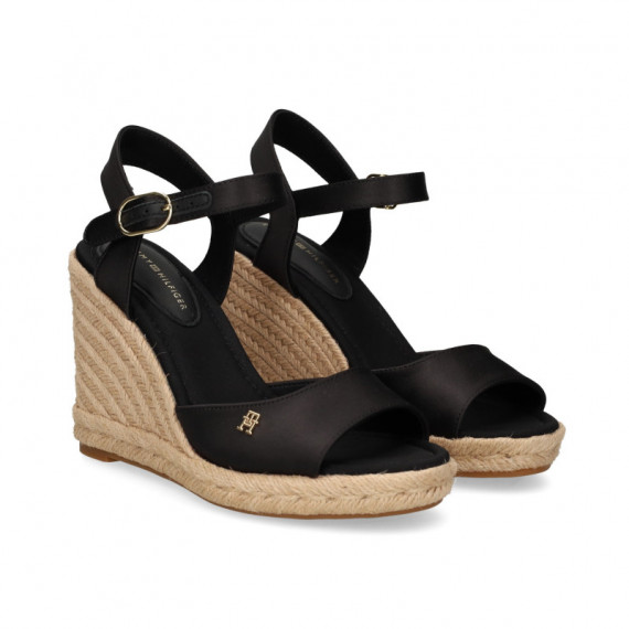 CARMELITA SATEN NEGRO