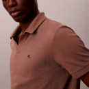 Polo de piqué de algodón con cuello abierto