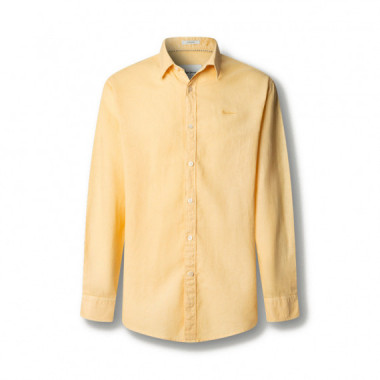 Camisa te&ntilde;ida en prenda fit regular