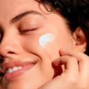 Refreshing Water Plumping Gel Serum SPF30
Sérum Ligero Hidratante SPF30