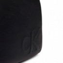 Bandolera reporter con monograma grabado