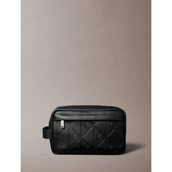 XL EMBLEM AOP EMBO﻿SS DOPP KIT BLACK