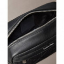 XL EMBLEM AOP EMBO﻿SS DOPP KIT BLACK
