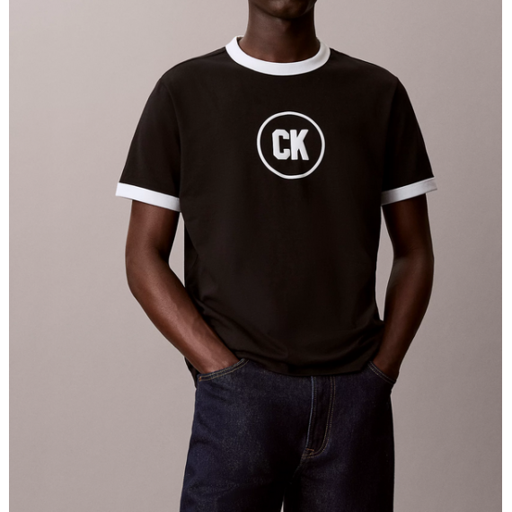 Camiseta Calvin Klein ringer logo negra