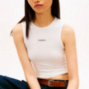 CAMISETA SLIM SCRIPT LABEL