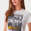 Camiseta Rhinestone Taxi Photoreal  DKNY