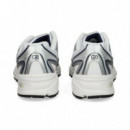 Deportivo Malla Plata+blanco  NEW BALANCE