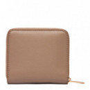 Cartera con cremallera y logo en lámina metálica