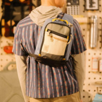 Mochila TOPO DESIGNS Sling Bag 7.5L Black / Neutral