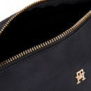 Neceser con inscripción y monograma TH